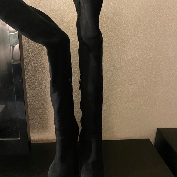 Boots - Picture 2 of 2